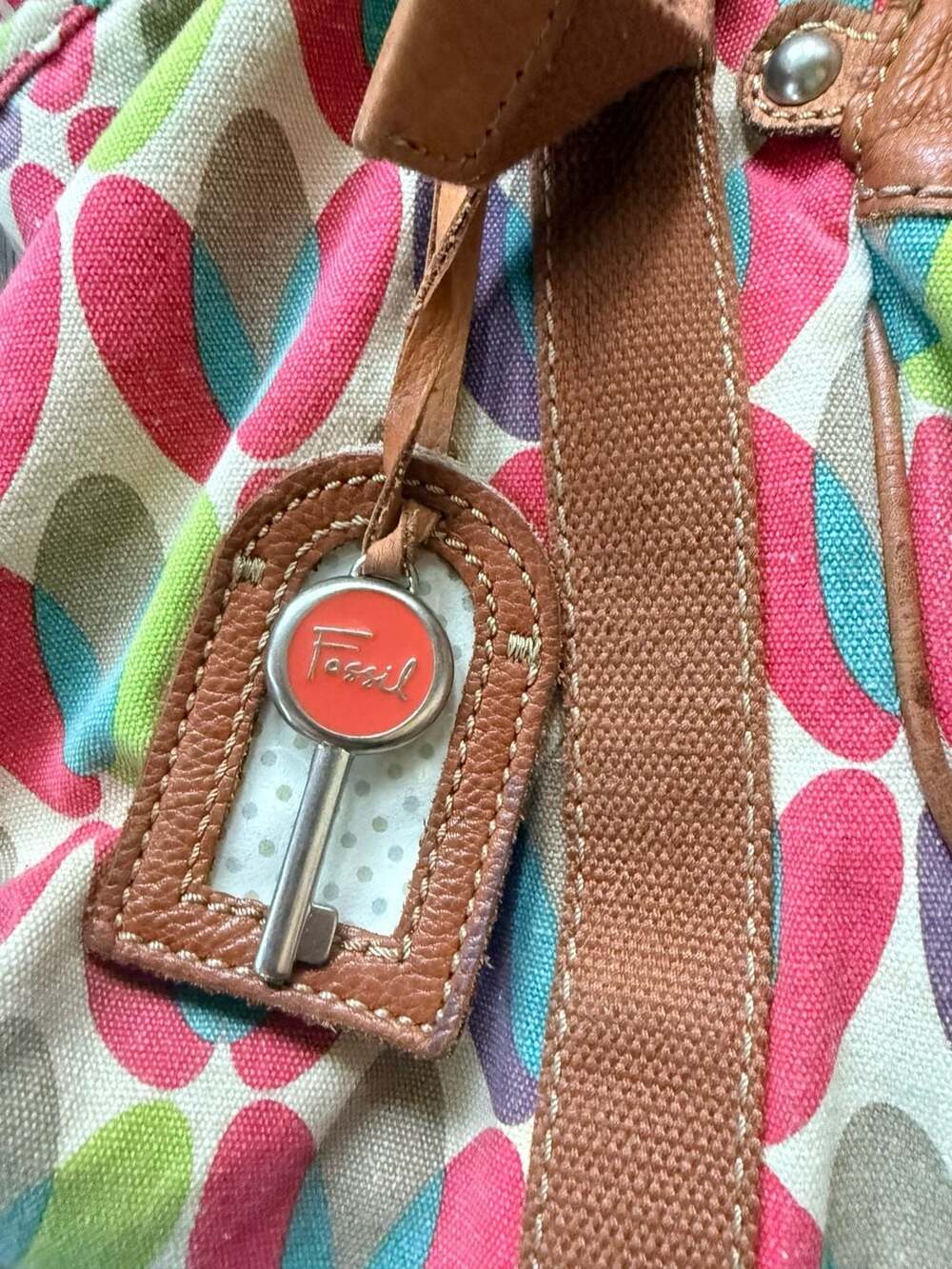 Vintage Y2K Fossil Key-Per Canvas and Leather Multi-Color Patterned Weekender Ba - Picture 2 of 6
